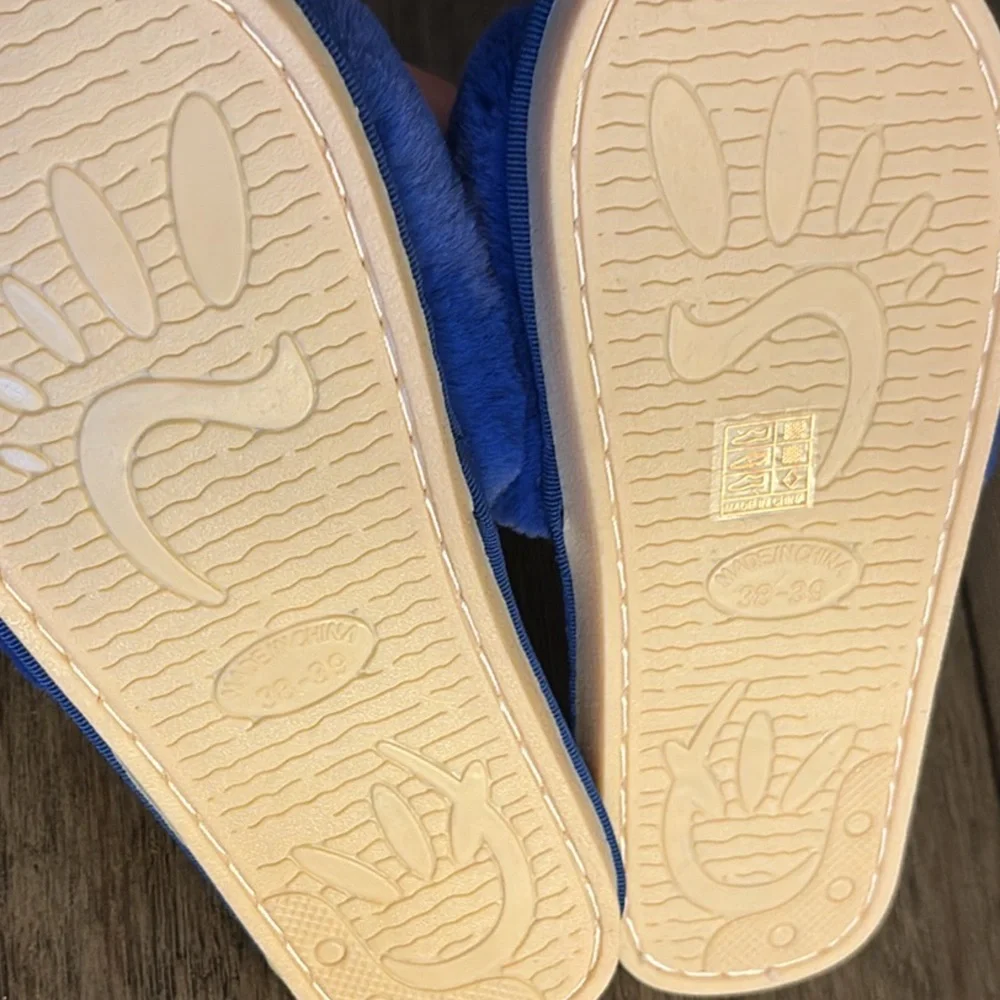 NEW Lot of 2x [SHEIN] Plush Slip-On Slippers & Gladiator Sandals Womens Sz 8/9 - Picture 8 of 14